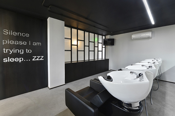 卓創裝飾-在合肥美發店裝修設計成這樣一定受歡迎！