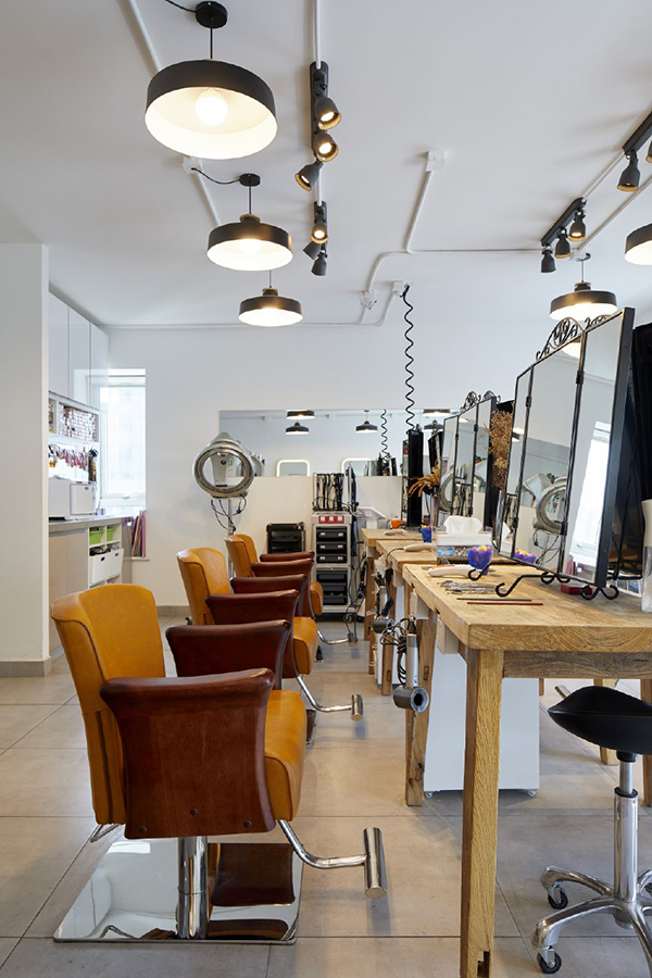 裝修什么風格的美發店既省錢又美觀