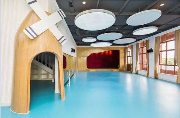 一般的幼兒園裝修設計費用是怎么收取的？